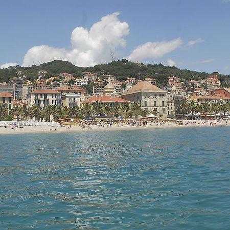 Hotel Gambone Finale Ligure Exterior foto