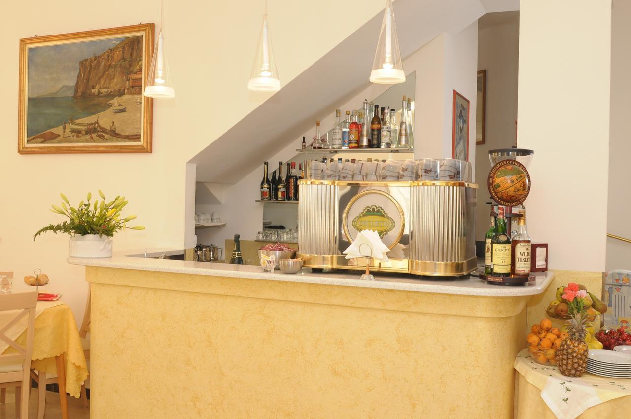 Hotel Gambone Finale Ligure Exterior foto